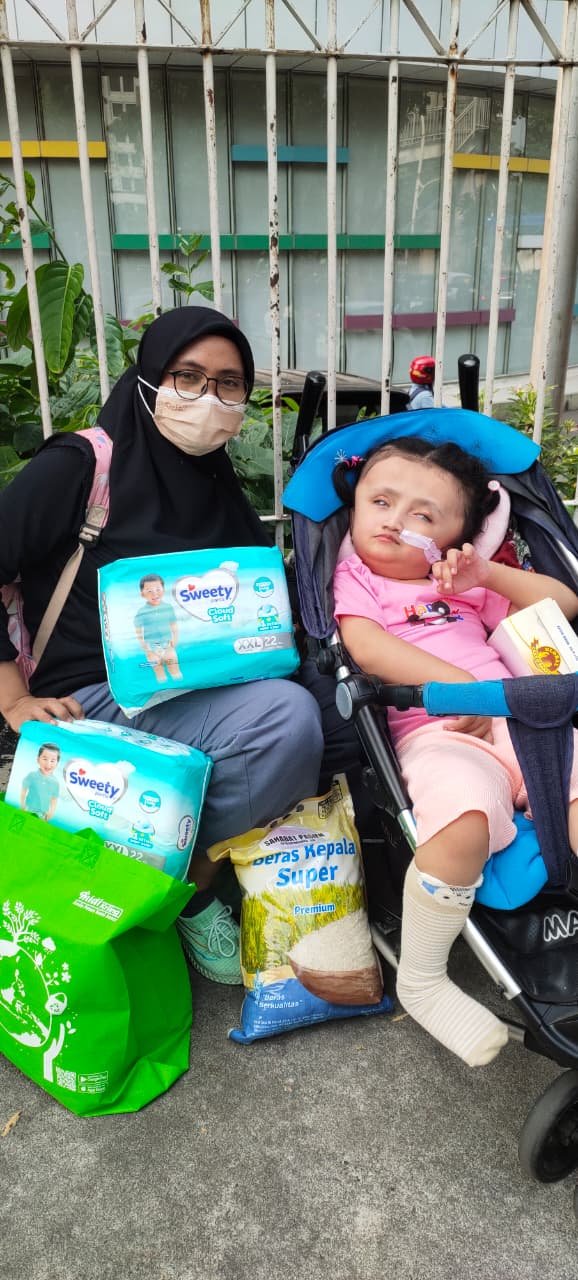 Bantuan Pampers dan Kebutuhan Pasien